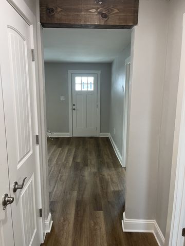 311 E 17th St, Columbia, TN 38401
