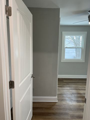 311 E 17th St, Columbia, TN 38401