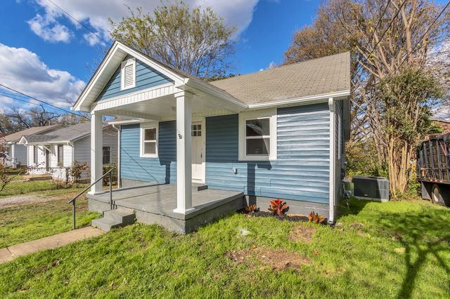 311 E 17th St, Columbia, TN 38401