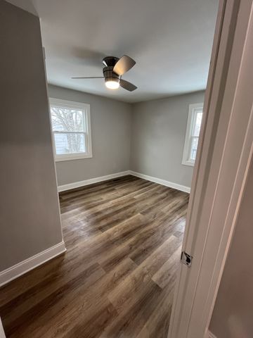 311 E 17th St, Columbia, TN 38401