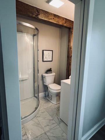 311 E 17th St, Columbia, TN 38401