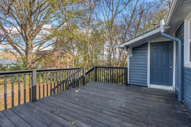311 E 17th St, Columbia, TN 38401