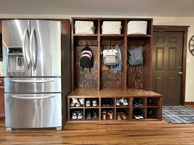 1041 Shadowlawn Avenue, Greencastle, IN 46135