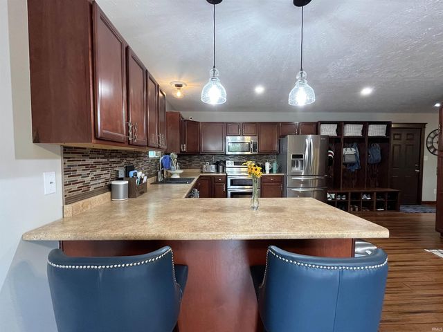 1041 Shadowlawn Avenue, Greencastle, IN 46135