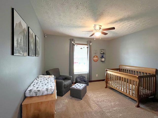 1041 Shadowlawn Avenue, Greencastle, IN 46135