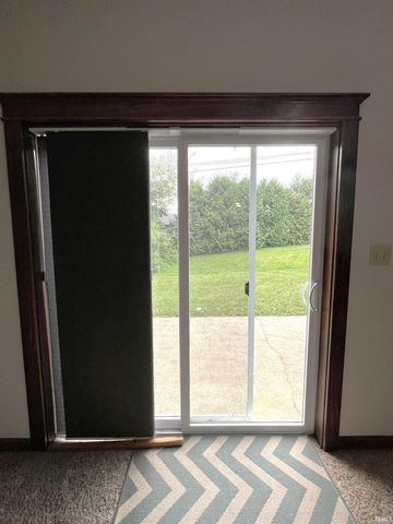 1041 Shadowlawn Avenue, Greencastle, IN 46135