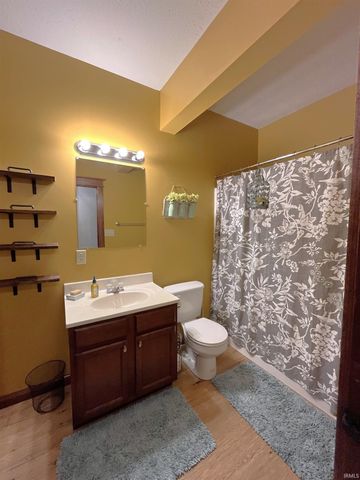 1041 Shadowlawn Avenue, Greencastle, IN 46135