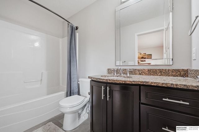 5333 Roose Street, Lincoln, NE 68506