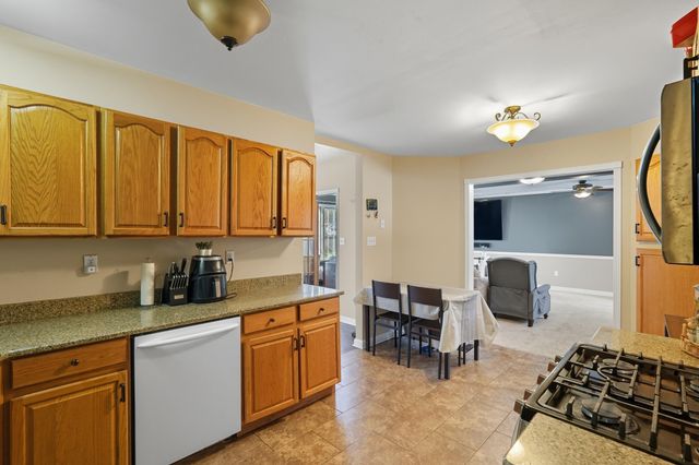 1356 Sugar Creek Court, Valparaiso, IN 46385