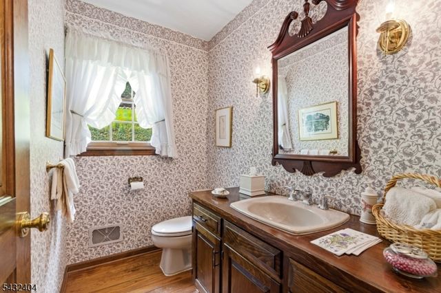 13 Hamden Rd, Franklin Twp., NJ 08822
