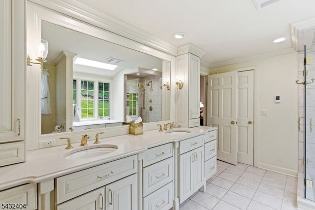 13 Hamden Rd, Franklin Twp., NJ 08822