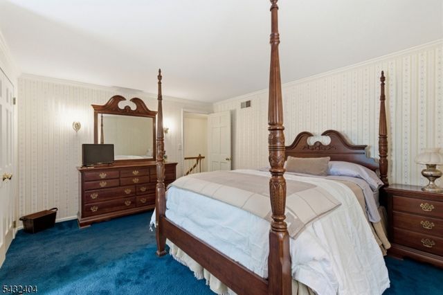 13 Hamden Rd, Franklin Twp., NJ 08822