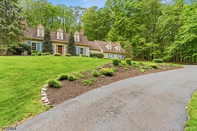 13 Hamden Rd, Franklin Twp., NJ 08822