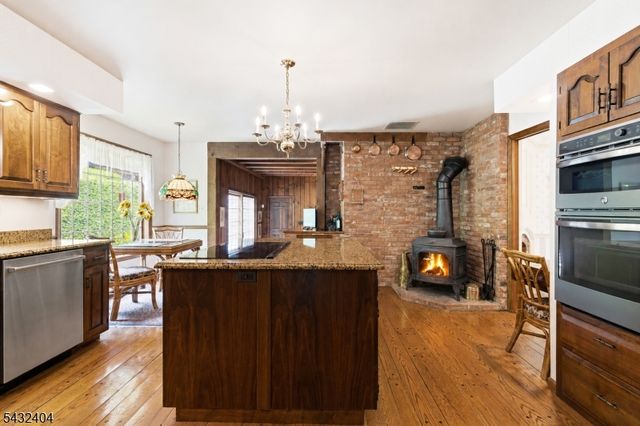 13 Hamden Rd, Franklin Twp., NJ 08822
