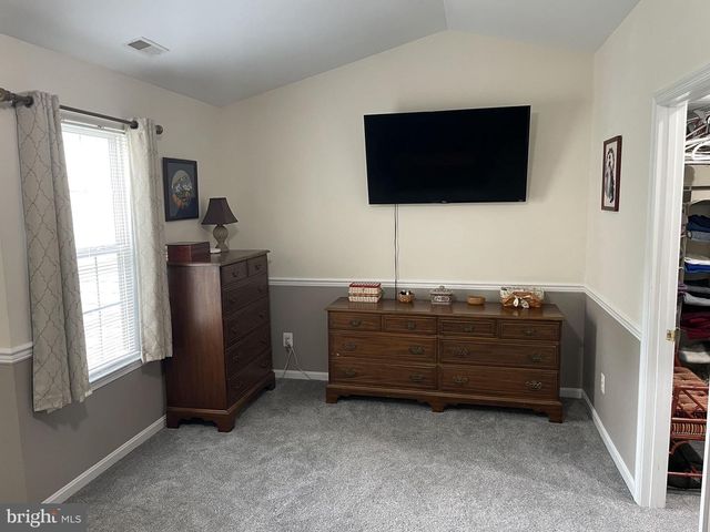 390 BRUAW DR, York, PA 17406