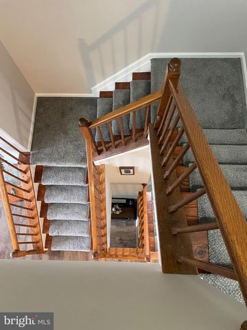 390 BRUAW DR, York, PA 17406