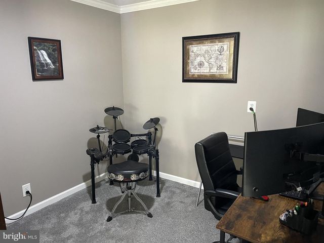 390 BRUAW DR, York, PA 17406