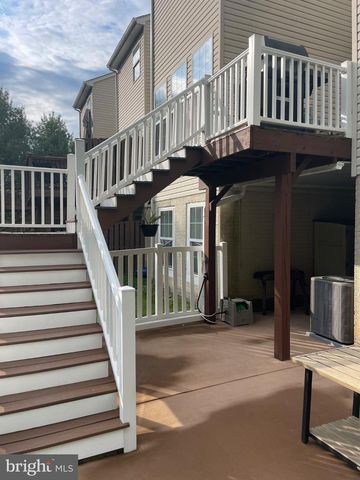 390 BRUAW DR, York, PA 17406