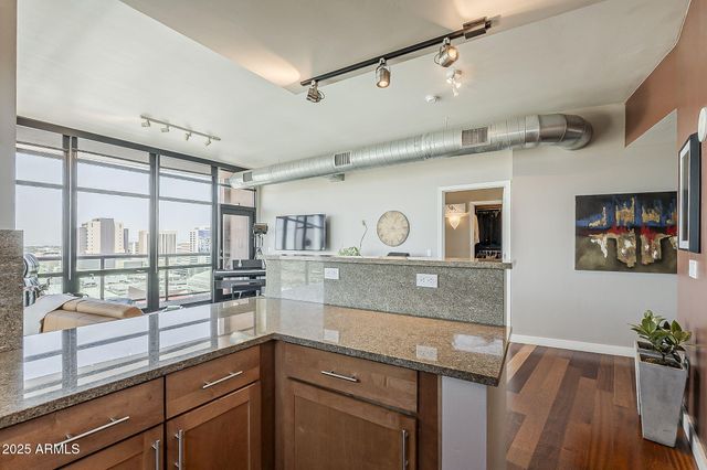 310 S 4th Street Unit 1601, Phoenix, AZ 85004