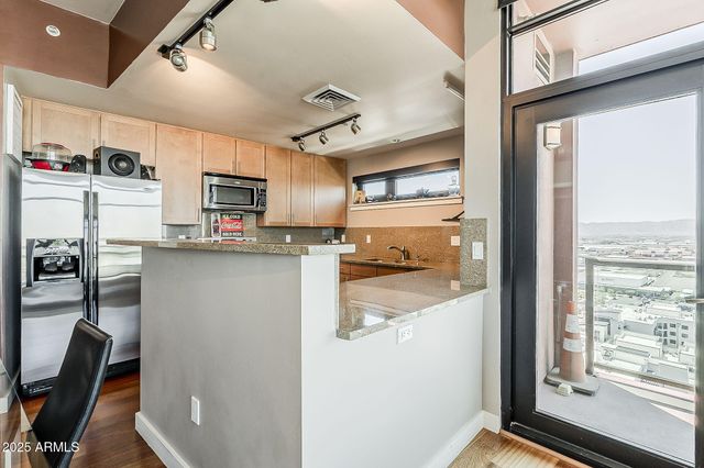 310 S 4th Street Unit 1601, Phoenix, AZ 85004