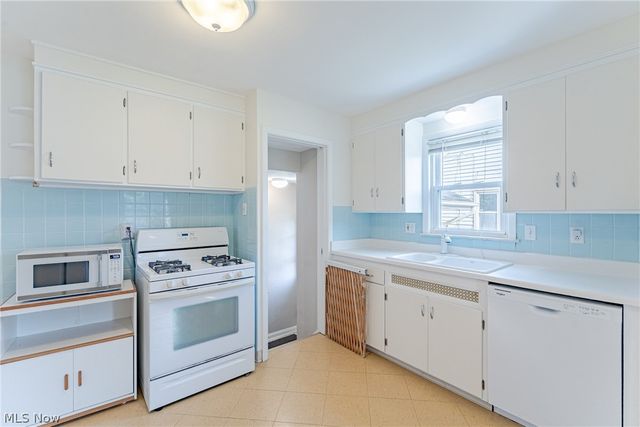 1188 S Green Road, South Euclid, OH 44121