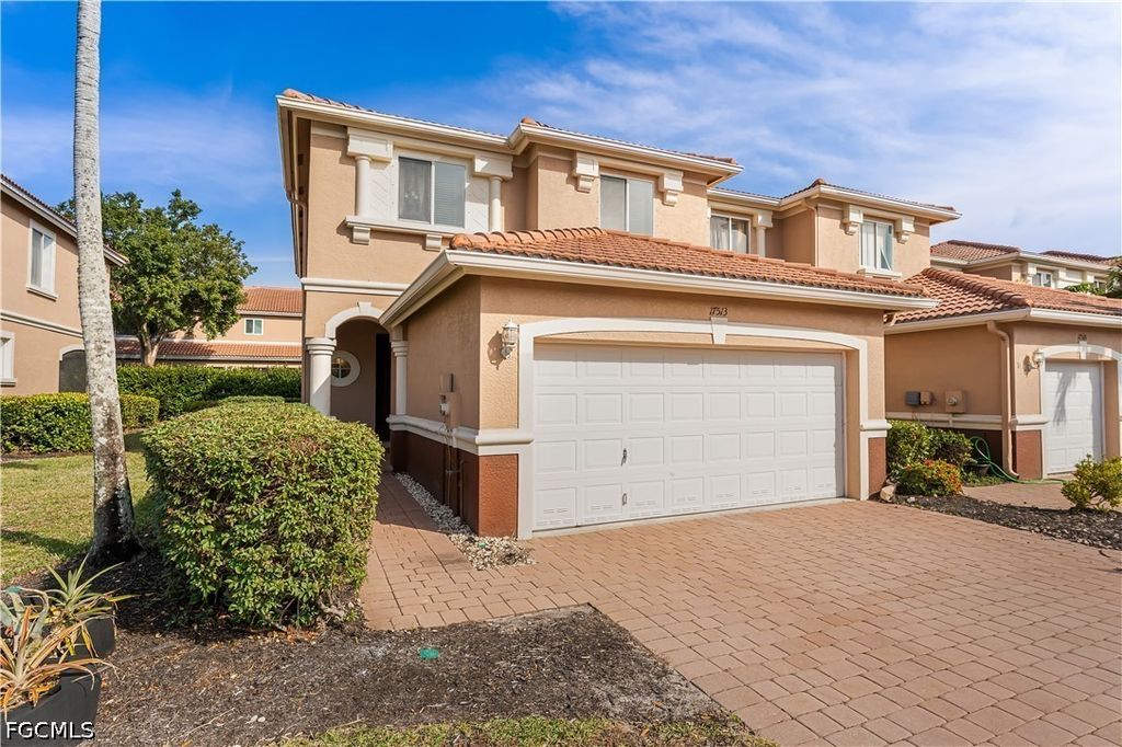 17513 Cherry Ridge LN, Fort Myers, FL 33967