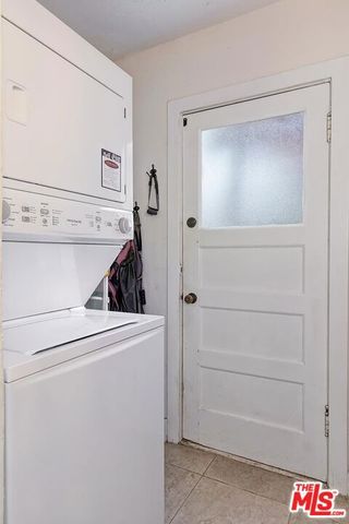 613 N Plymouth Boulevard, Los Angeles, CA 90004