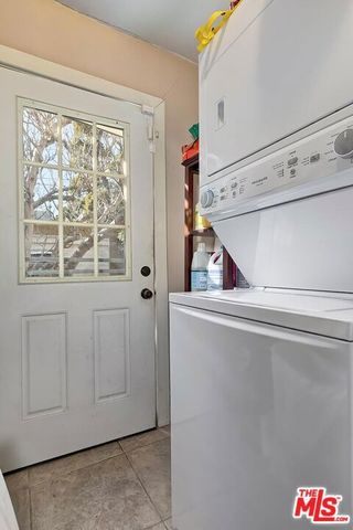 613 N Plymouth Boulevard, Los Angeles, CA 90004