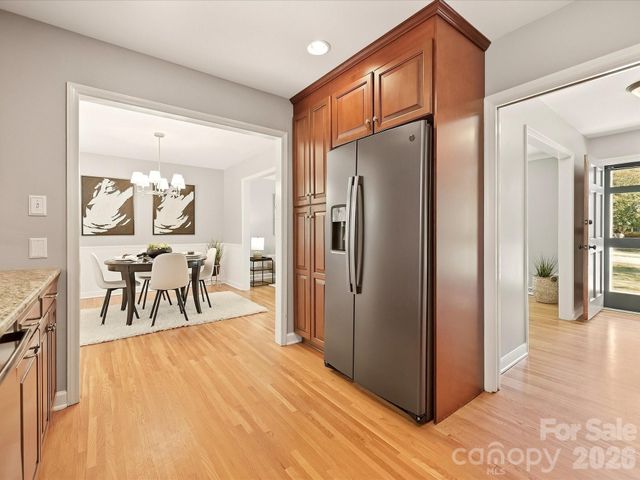 5936 Colchester Place, Charlotte, NC 28210