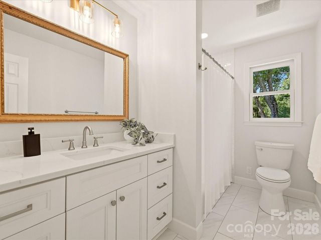 5936 Colchester Place, Charlotte, NC 28210
