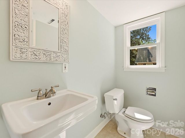 5936 Colchester Place, Charlotte, NC 28210