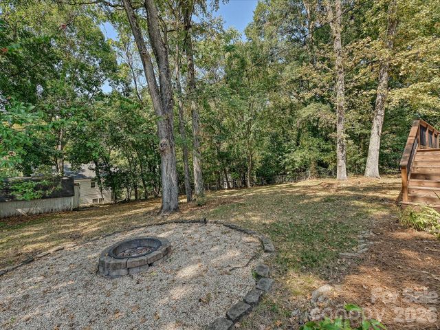 5936 Colchester Place, Charlotte, NC 28210