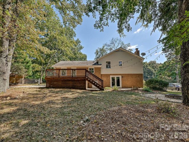 5936 Colchester Place, Charlotte, NC 28210