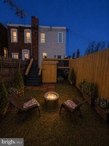 628 MARTIN ST, Philadelphia, PA 19128