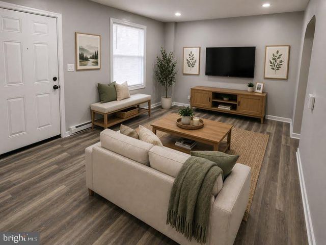 628 MARTIN ST, Philadelphia, PA 19128