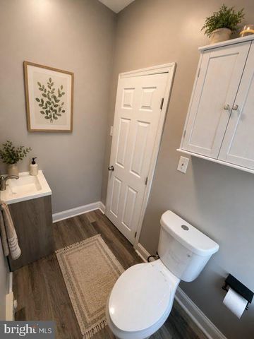 628 MARTIN ST, Philadelphia, PA 19128