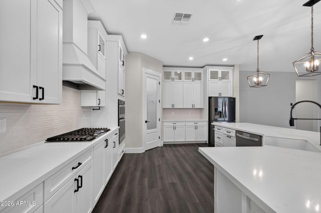 27482 N FREEDOM Street, San Tan Valley, AZ 85144