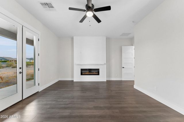 27482 N FREEDOM Street, San Tan Valley, AZ 85144
