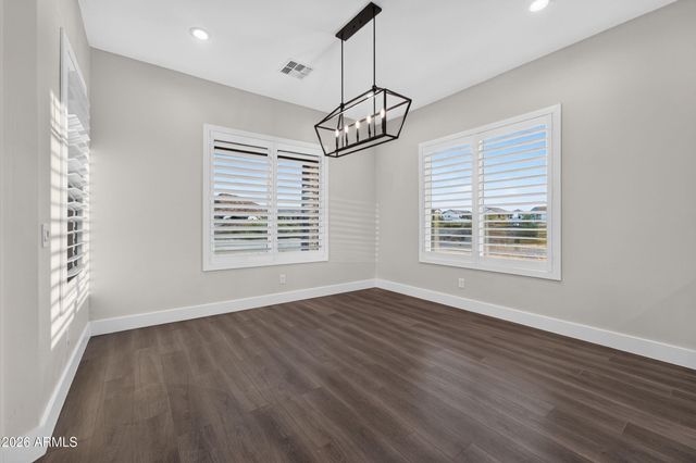 27482 N FREEDOM Street, San Tan Valley, AZ 85144