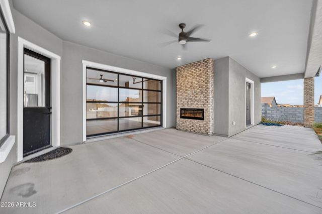27482 N FREEDOM Street, San Tan Valley, AZ 85144