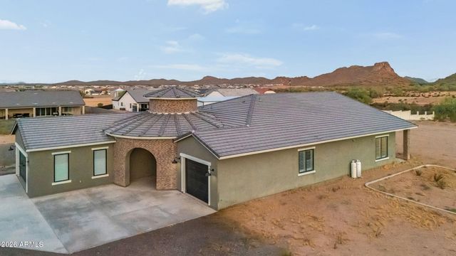 27482 N FREEDOM Street, San Tan Valley, AZ 85144