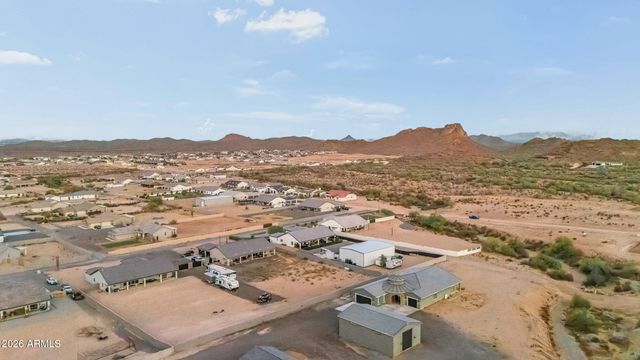 27482 N FREEDOM Street, San Tan Valley, AZ 85144