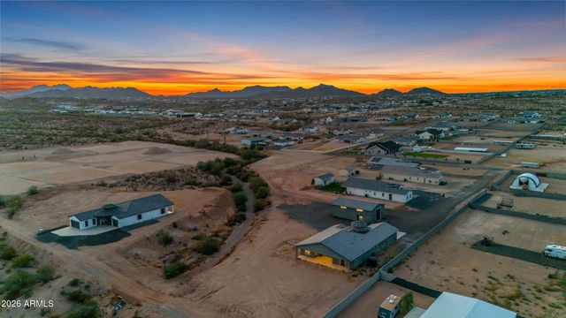 27482 N FREEDOM Street, San Tan Valley, AZ 85144