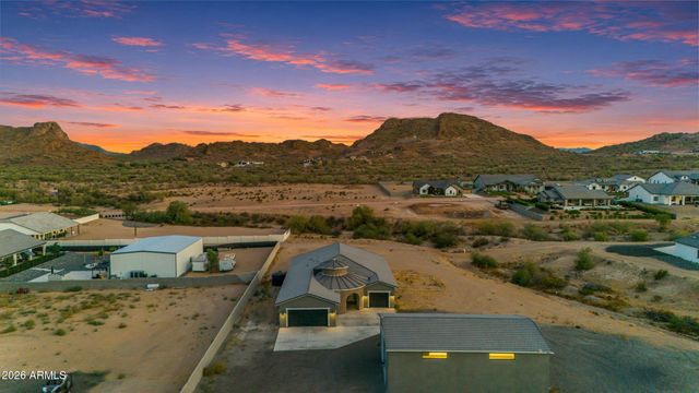 27482 N FREEDOM Street, San Tan Valley, AZ 85144