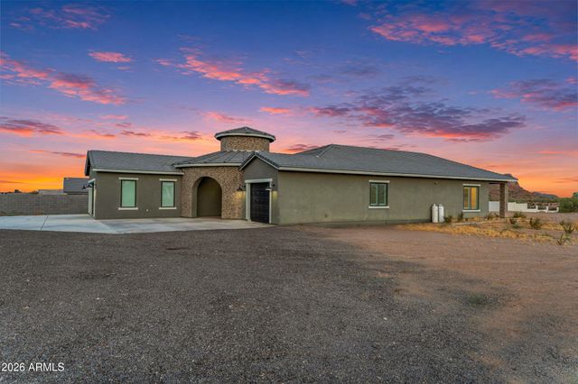 27482 N FREEDOM Street, San Tan Valley, AZ 85144