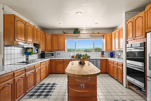 5267 Old Sonoma Rd, Napa, CA 94559