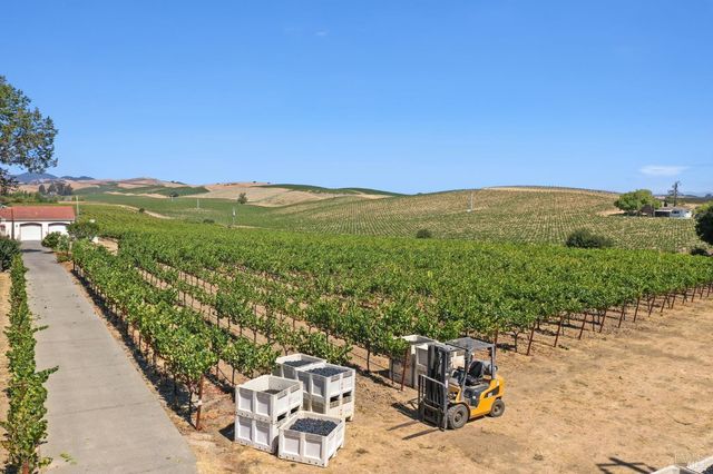 5267 Old Sonoma Rd, Napa, CA 94559
