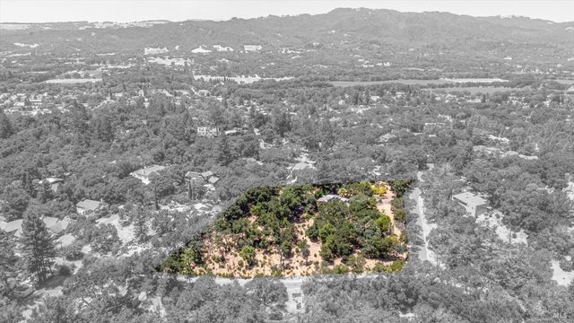 298 E Agua Caliente Rd, Sonoma, CA 95476