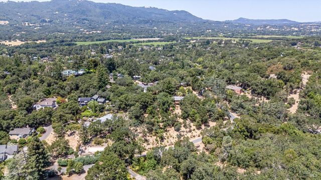 298 E Agua Caliente Rd, Sonoma, CA 95476