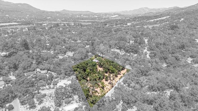 298 E Agua Caliente Rd, Sonoma, CA 95476